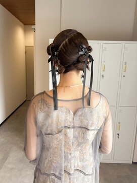 スリーバイザサロン(THREE by the salon) twin arrange