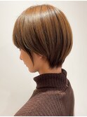 203040代小顔大人可愛いひし形マッシュショートマロンベージュ