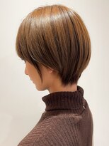 ヴィヴィ(VIVIE)&nbsp;203040代小顔大人可愛いひし形マッシュショートマロンベージュ