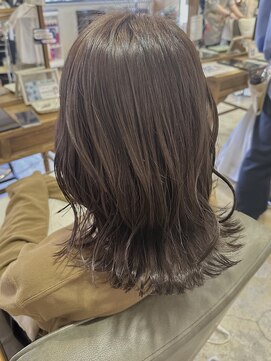 セライロ 千葉(celilo) 透明感 グレージュ 秋カラー ケアカラー【momoka】