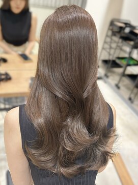 エヌアイ オモテサンドウ(ni omotesando) ☆マロンベージュ ツヤカラー☆