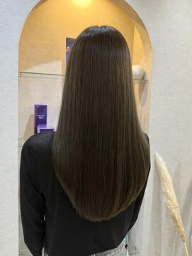 カラークチュール(Color Couture) オリーブベージュ/暗めカラー/縮毛矯正/くびれヘア/オージュア