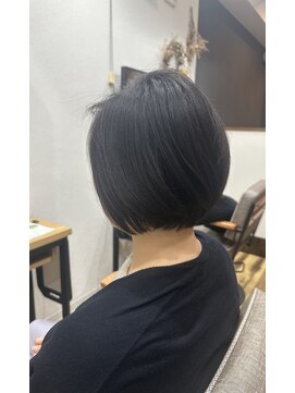 ピリナ(Pilina) レディースショートスタイル【門前仲町/越中島/月島/大人女性】