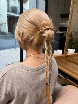 ソルエテラ(sol ea terra) カチモリ三つ編みアレンジ