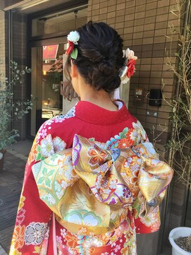 イロ(Ilo) 〈着物〉振袖ヘア