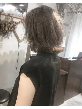 ヘアーアンドアトリエ マール(Hair&Atelier Marl) 【Marl】グレージュカラーの外ハネボブ♪