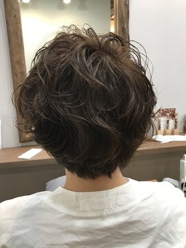 ハロ 蕨(HALO) フェミニンショート