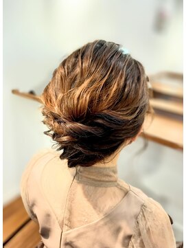 モアナ 逗子(MOANA) ゆるふわアップ