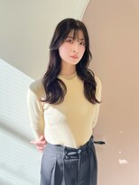 ティア(Tia.)&nbsp;ロングヘア/ウェーブ巻き/外巻き/シースルーバング/サイドバング