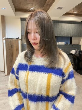 ユニコ(unico) オリーブベージュ/オリーブグレージュ/レイヤーカット