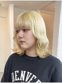 ホワイトブロンドカラー