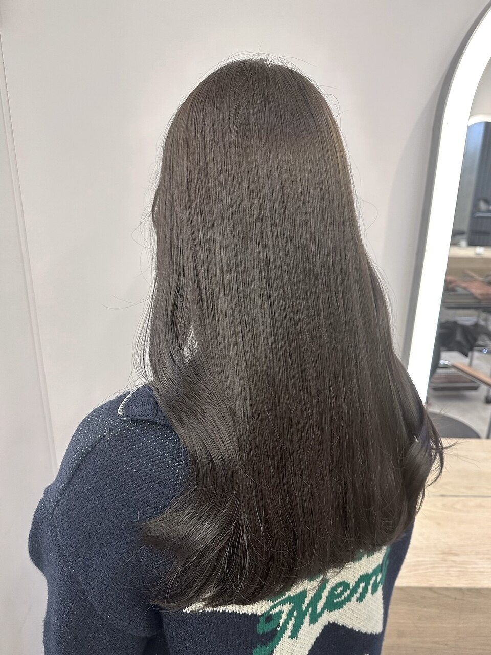 ピンクベージュの艶髪/表参道/原宿