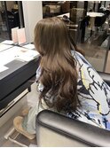 ブラウンベージュ