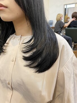 ブランチ(branch) 「ナチュラルに盛れる」顔周りレイヤーカット