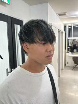 メンズサロン キング 高槻店(Men’s salon K!ng) 波巻きツイストスパイラルパーマ/フェザーパーマ/眉毛/メンズ