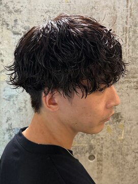 フィフスワン(fifth one) ハイライト/マッシュパーマ/ウルフ/アッシュブラック