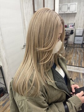 ミルクティーベージュ×エクステレイヤー