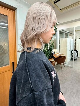 リアン(Lien) ハイブリーチ/ミルクティーアッシュ/レイヤーカット