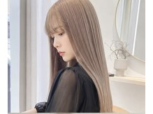 大人気の『アールブリーチ』で理想の髪色を再現します！