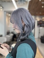 ジゼル 栄 矢場町(Giselle)&nbsp;☆玉腰☆アッシュシルバー【名古屋/栄/ブリーチ/ハイトーン】