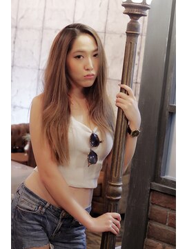 デザイナーズヘアー ラグジス(Designers hair LUXIS) ～【LUXIS】～魅惑の大人美ストレート♪