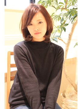 レウナ 外苑前(Reuna) 大人可愛くワンカールひし形ボブ　ミディアム