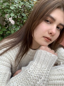 バズ(BUZZ) まっすぐストレートスタイル[ 藤原 あかり ]