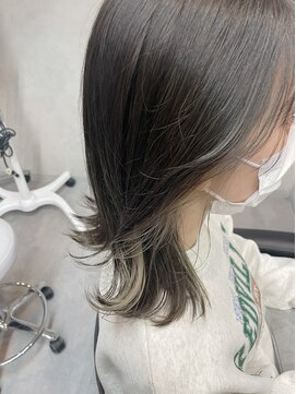 エンカウントバイマハロ 千葉(encount by mahalo) イヤリングカラーホワイトベージュ