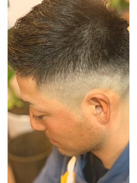 ヘアーサロン プアメリア(Puamelia) 20代30代40代メンズカットスキンフェード襟足すっきり