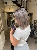 アッシュベージュ×ボブ