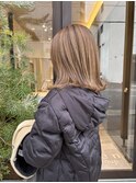 ハイライト　ミディアムスタイル