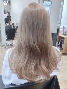 ジゼル 小倉(GiseL) ホワイトミルクティーピンクベージュ　ヨシンモリ　韓国風