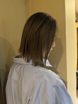 ゼン(Zen.) 外はねボブ