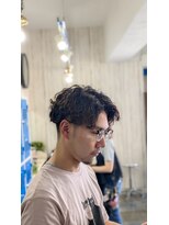 ヘアリゾート エーアイ 浅草ROX店(hair resort Ai)&nbsp;センターパート 波巻きスパイラルパーマ