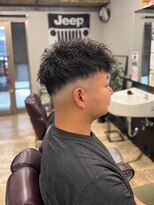 シャノ(siano)&nbsp;ツイストパーマ×スキンフェード