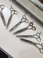 タヤ イオン新百合ヶ丘店(TAYA) こだわりの仕事道具。美容師の命