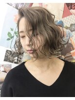 トロニー(TLONY)&nbsp;TLONY渋谷hori得意の透明感ミルクティーベージュカラー