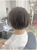 ショートボブ