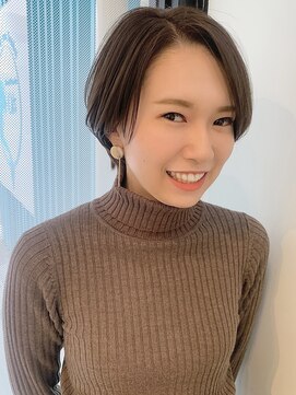 ヘアーメイクオズ(hair make O/S) 【KON】丸みショートボブ_マニッシュショートベージュカラー