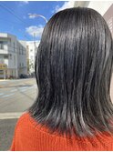 大人切りっぱなしボブヘアー