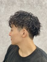 ティーズ アカサカ(T's AKASAKA)&nbsp;スパイラルパーマスタイル