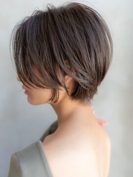 イオ 本厚木(io) ショートヘア似合わせカットグレージュカラーイメチェン小顔