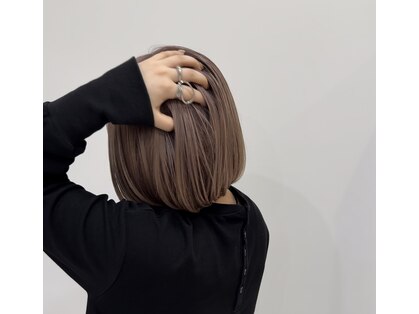 エムスリー(EMU THREE)の写真