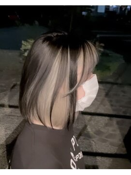 ルプラ ガーデン(le-pla garden) インナーカラー#シルバー#ボブ#切りっぱなし#豊橋#豊川#田原