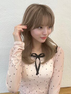 ユーフォリア 渋谷グランデ(Euphoria SHIBUYA GRANDE) レイヤーカット　くびれ巻き　顔まわりカット