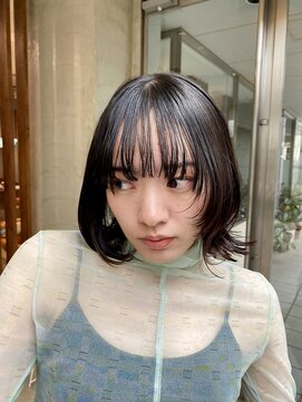 ビュートリアム 南青山(BEAUTRIUM) 艶感たっぷり秋冬カラー/顔周りが可愛いフェイスレイヤー