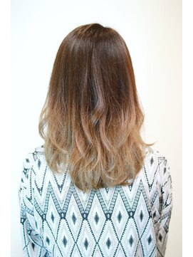 ナトゥーラ 星ヶ丘店(Natura) ベージュグラデーションカラー