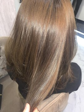 エスカーラ 表参道(THE ESCALA) ツヤ髪でモテヘアー☆マスダレイナ