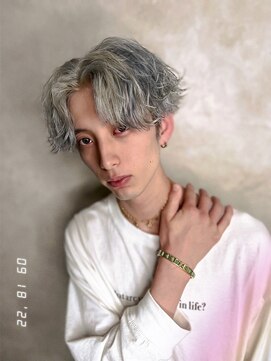 エデンバイトゥルークリエイション(EDEN by True Creation) ツーブロックセンターパートツイストスパイラル無造作波巻き