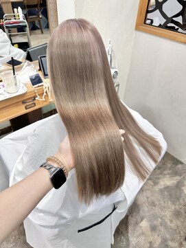 ロア 福岡天神本店(LORE) 透明感アッシュブラウン◎natsu